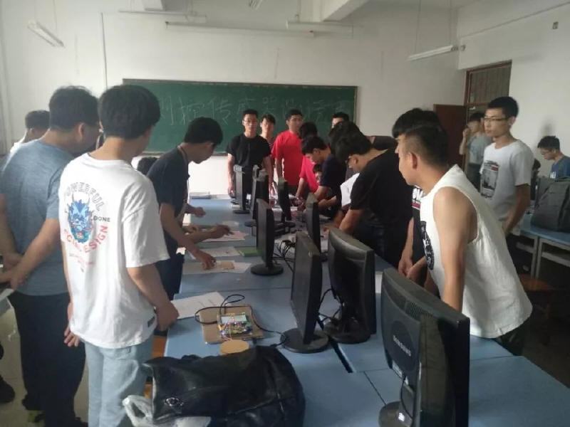 比赛现场