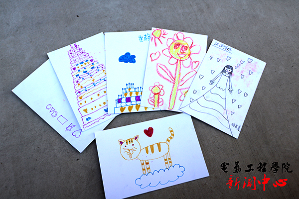 小学生送给志愿者的画